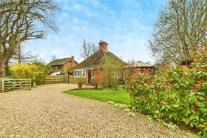 Trees, Bowden Green, Pangbourne, Reading RG8 8JL