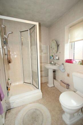 En Suite Bathroom As