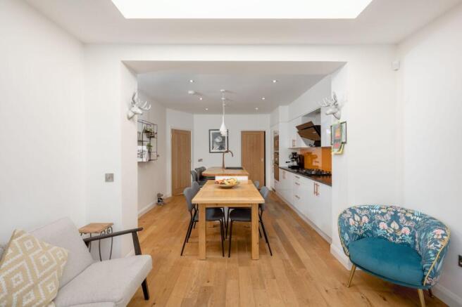 Kitchen/Dining