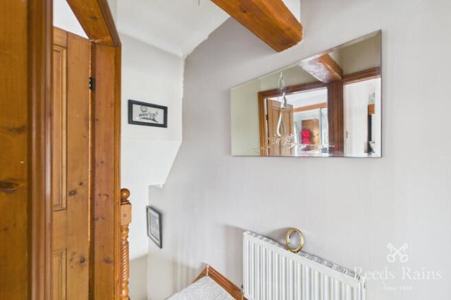 2 bed Terraced for sale Image 9