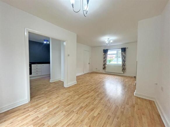 Living / Dining