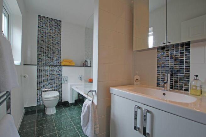 Ensuite