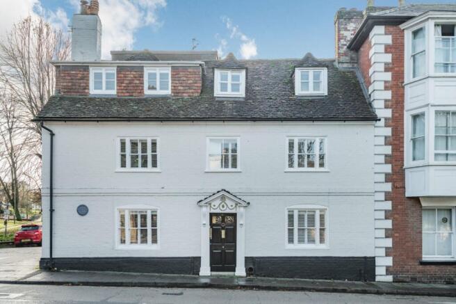 60 Bedwin Street
