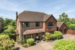 Cloverlea, Shoppenhangers Road, Maidenhead SL6 2QA