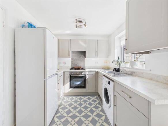 3 bed Detached for sale Image 4