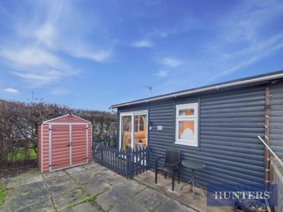 2 bed Chalet for sale Image 8