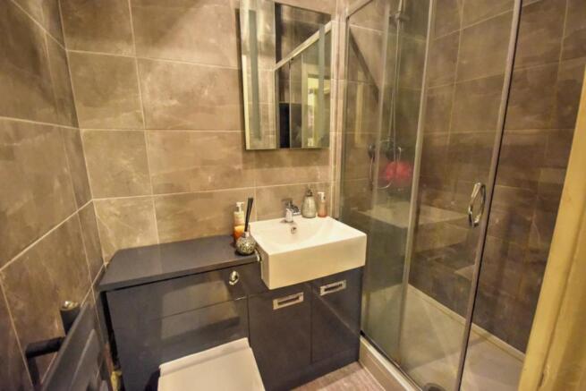Shower room.jpg