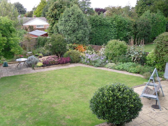 REAR GARDEN AND VIEW
