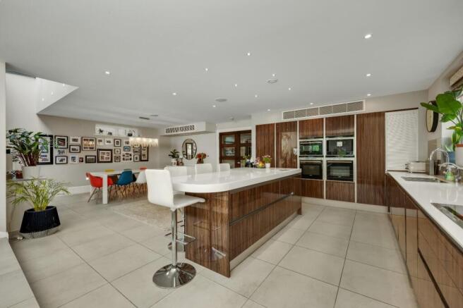 Kitchen/Dine/Family