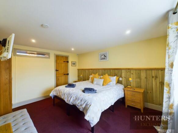 3 bed Detached for sale Image 12