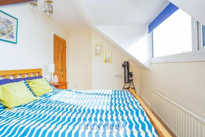 3 bed Terraced for sale Image 11