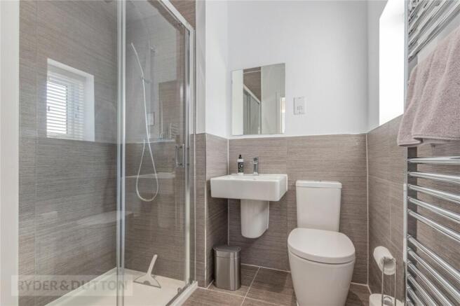 En-Suite To Bed 2