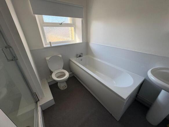 Bathroom.JPEG