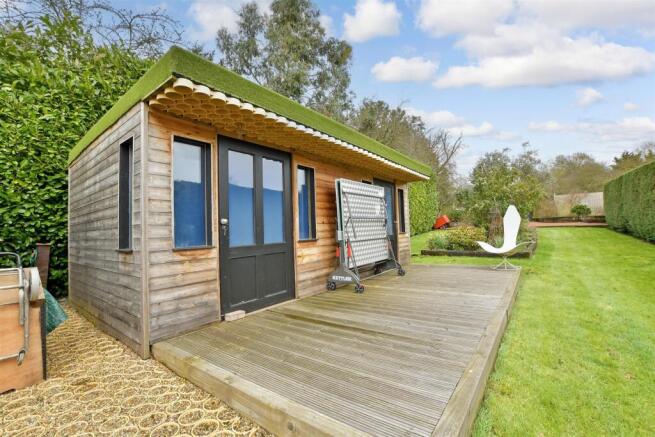 Workshop/Outbuildings