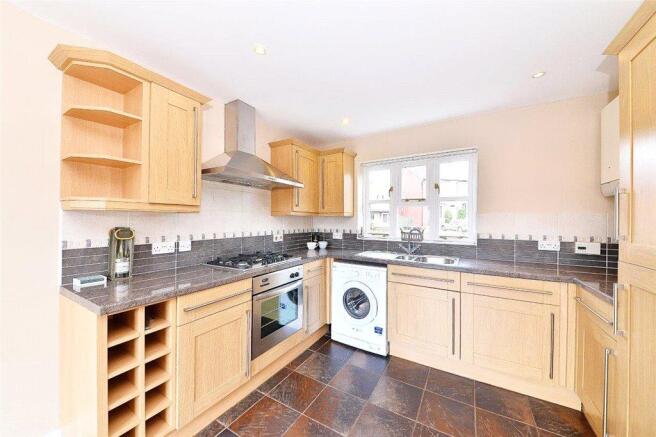 03 Kitchen