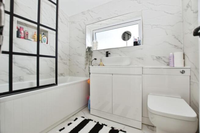3 bed Semi-Detached for sale in cottingham
