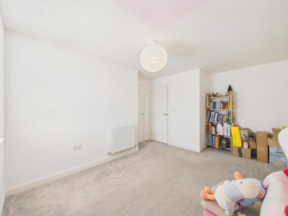 4 bed Detached for sale Image 10
