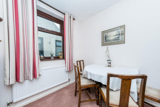2 bed Semi-Detached Bungalow for sale Image 9