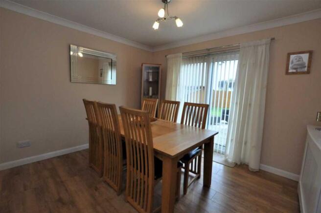 10 Dining Room.JPG