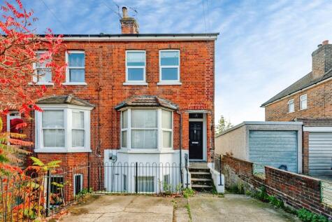 Earlsbrook Road, Redhill