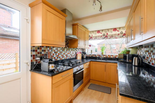 3 bed Semi-Detached for sale Image 7