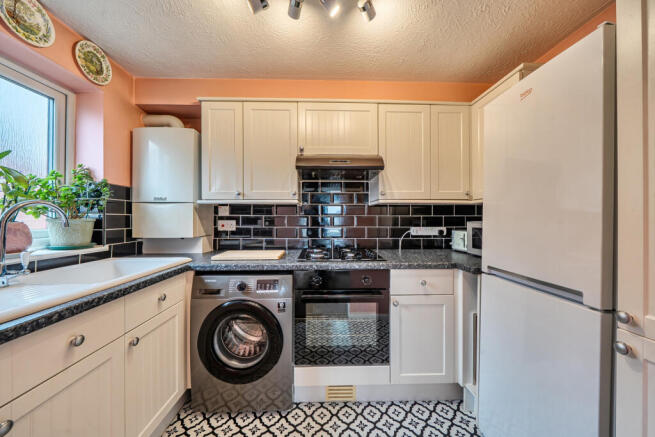 1408991-5-698c7a6...