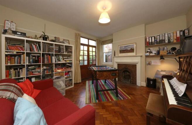 2 Highfield Rd 7474.JPG