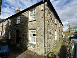 1, Minafon Terrace, Smithfield Lane, Dolgellau LL40 1BY