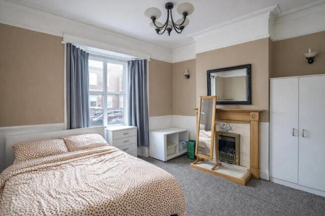 FRONT RECEPTION ROOM