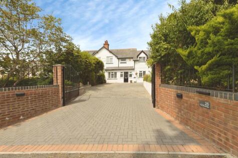 The Wheatridge, Abbeydale, Gloucester, Gloucestershire, GL4