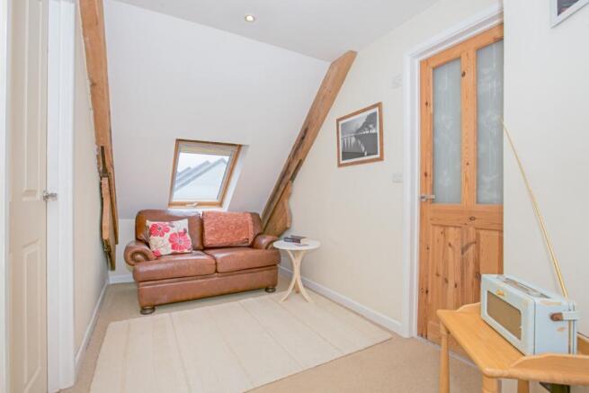 2nd Floor Landing Ar