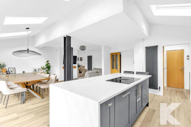 3 bed Detached for sale Image 10