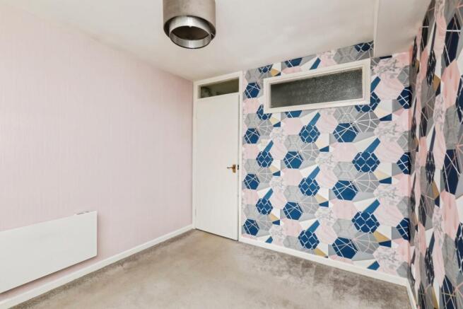 1 bed Flat for sale Image 12
