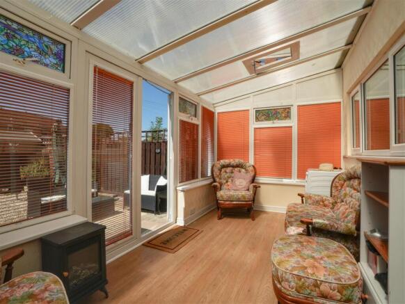 2 bed Terraced for sale Image 10