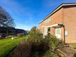62, Hamilton Avenue, Halesowen B62 8SG
