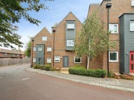 2, Kingfisher Drive, Camberley GU15 3DU