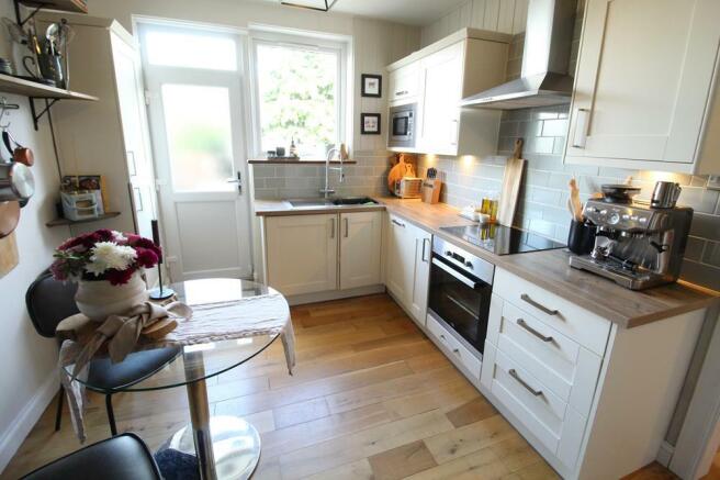 Kitchen - pic 2