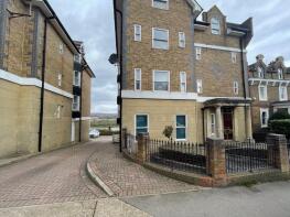 Flat 6, Sandringham House, St Margarets Street, Rochester ME1 3ER