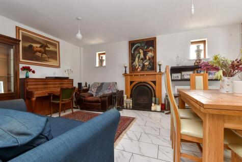 Daymerslea Ridge, Leatherhead, Surrey