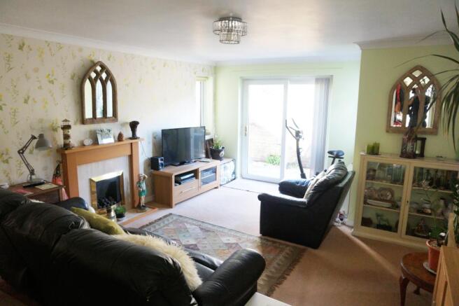 Living room 1
