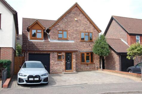 Chuzzlewit Drive, Chelmsford CM1 4XQ