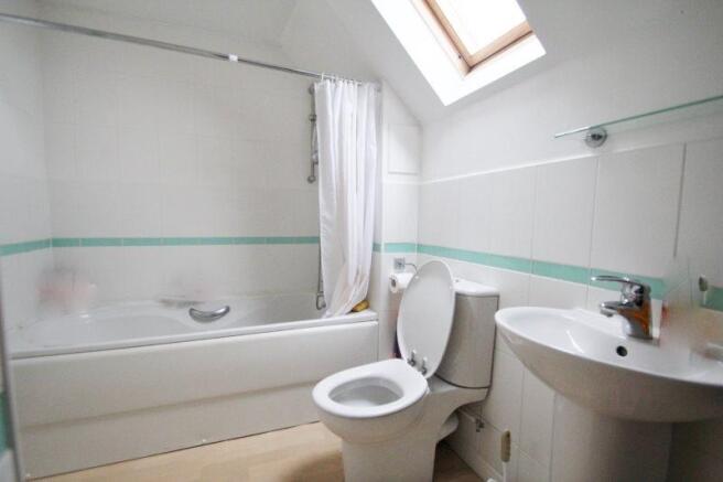 QP680 Bathroom