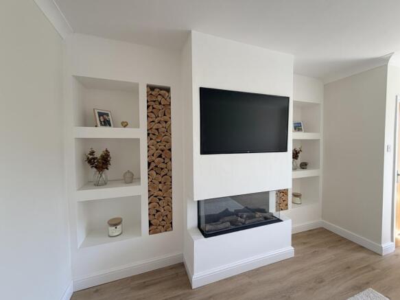 4 bed Semi-Detached for sale Image 6