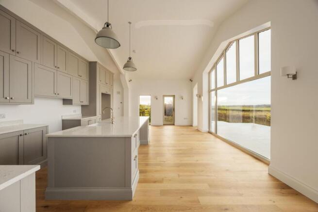 4 bed Barn Conversion for sale Image 7