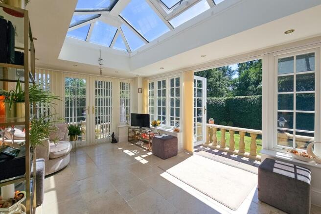 3 bed Detached for sale Image 11
