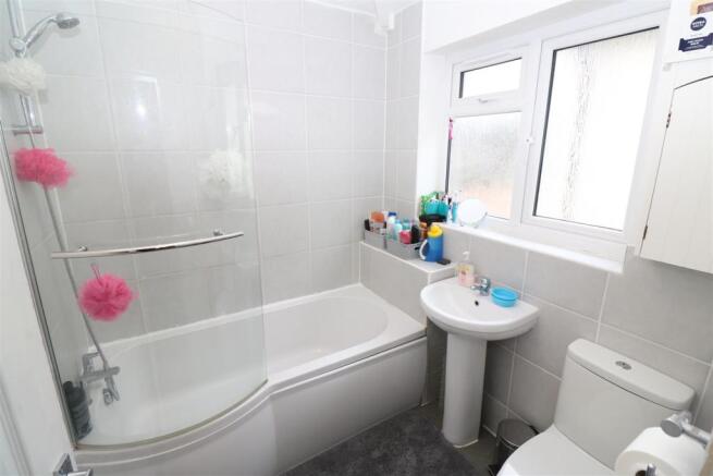 Bathroom / WC