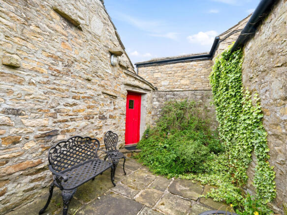 2 bed Detached for sale Image 12