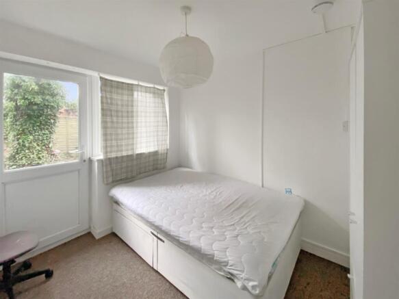 11 Horwood 3.jpg