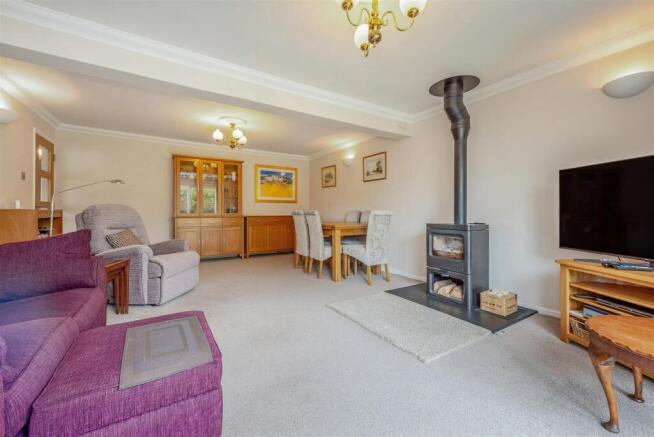 Sitting/Dining Room