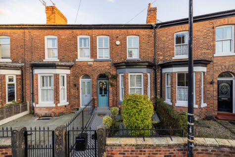 Victoria Drive, Sale, M33